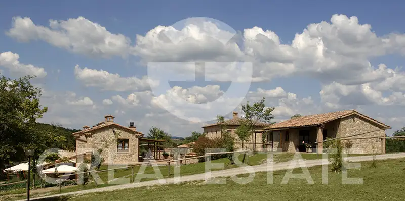 Hotels 890m² in Italy, Perugia. Priced at 1790000€ rent photo-3