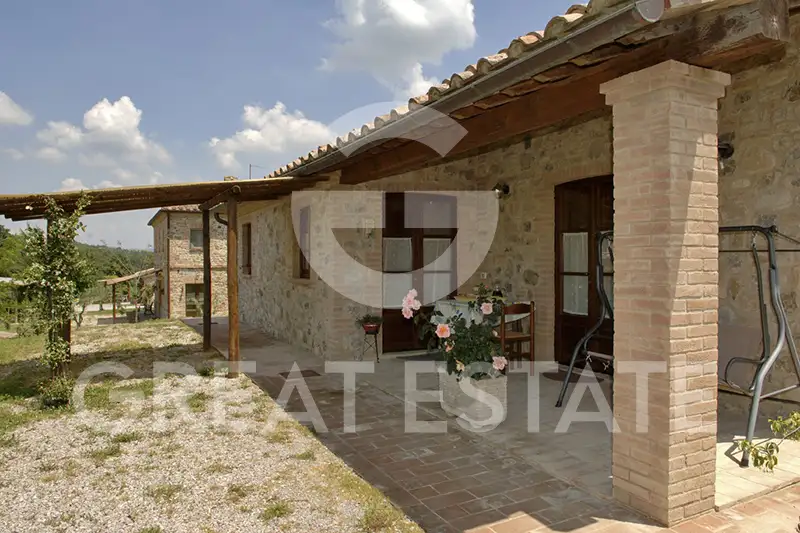 Hotels 890m² in Italy, Perugia. Priced at 1790000€ rent photo-10