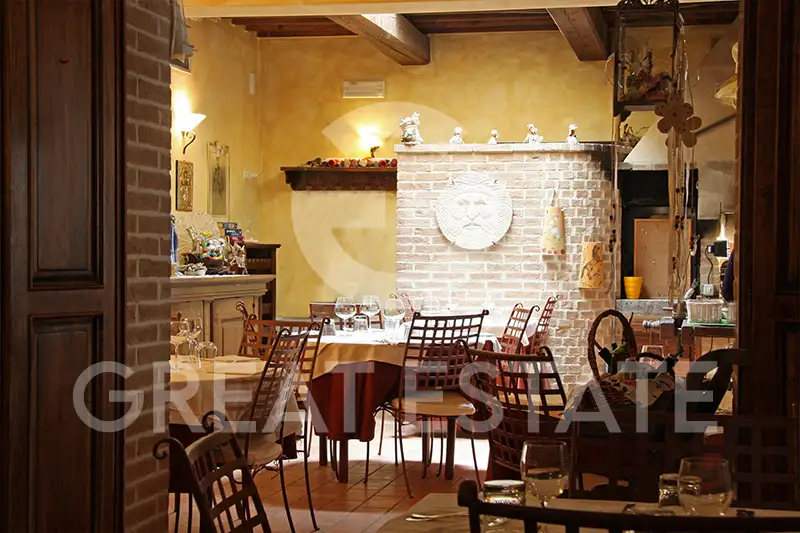 Hotels 890m² in Italy, Perugia. Priced at 1790000€ rent photo-15
