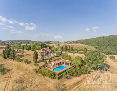 Buy in Italy for 2950000€
