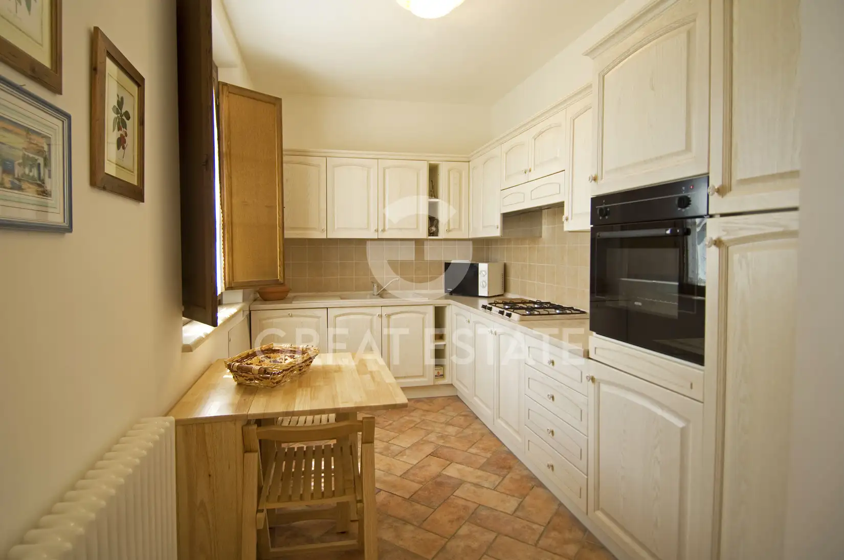 House 605m² in Italy, Perugia. Priced at 2300000€ rent photo-13