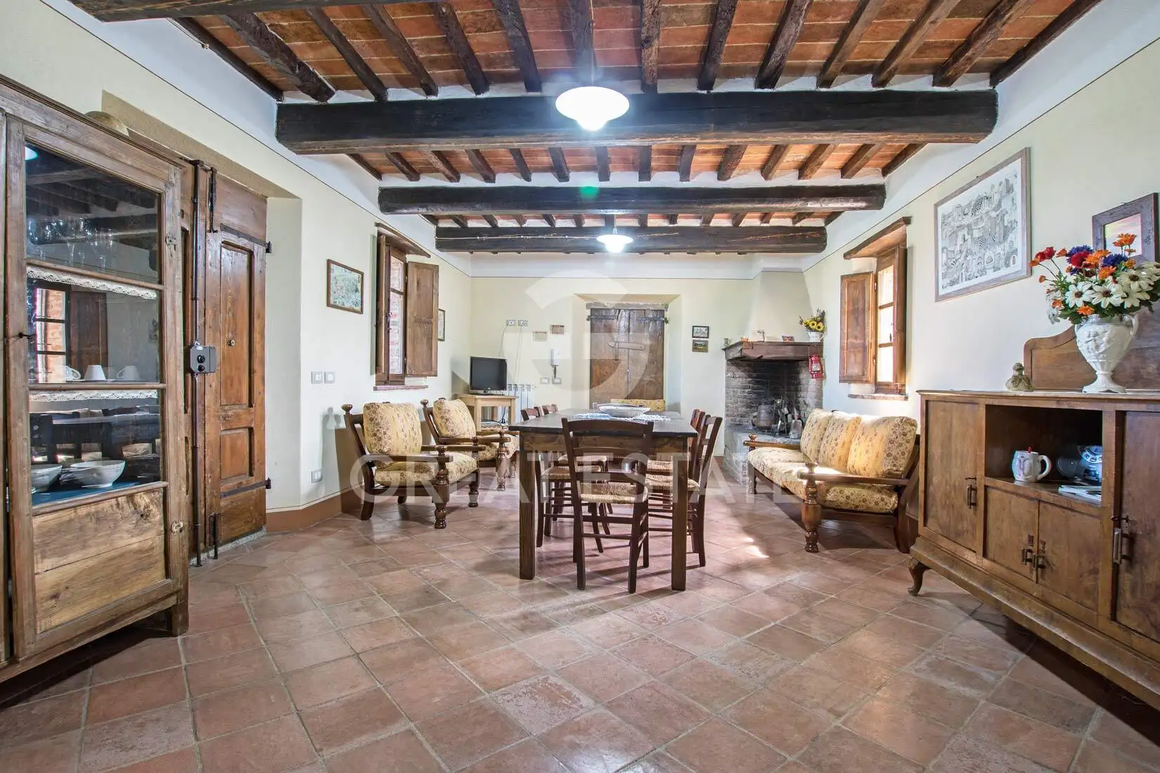 House 190m² in Italy, Arezzo. Priced at 530000€ rent photo-10