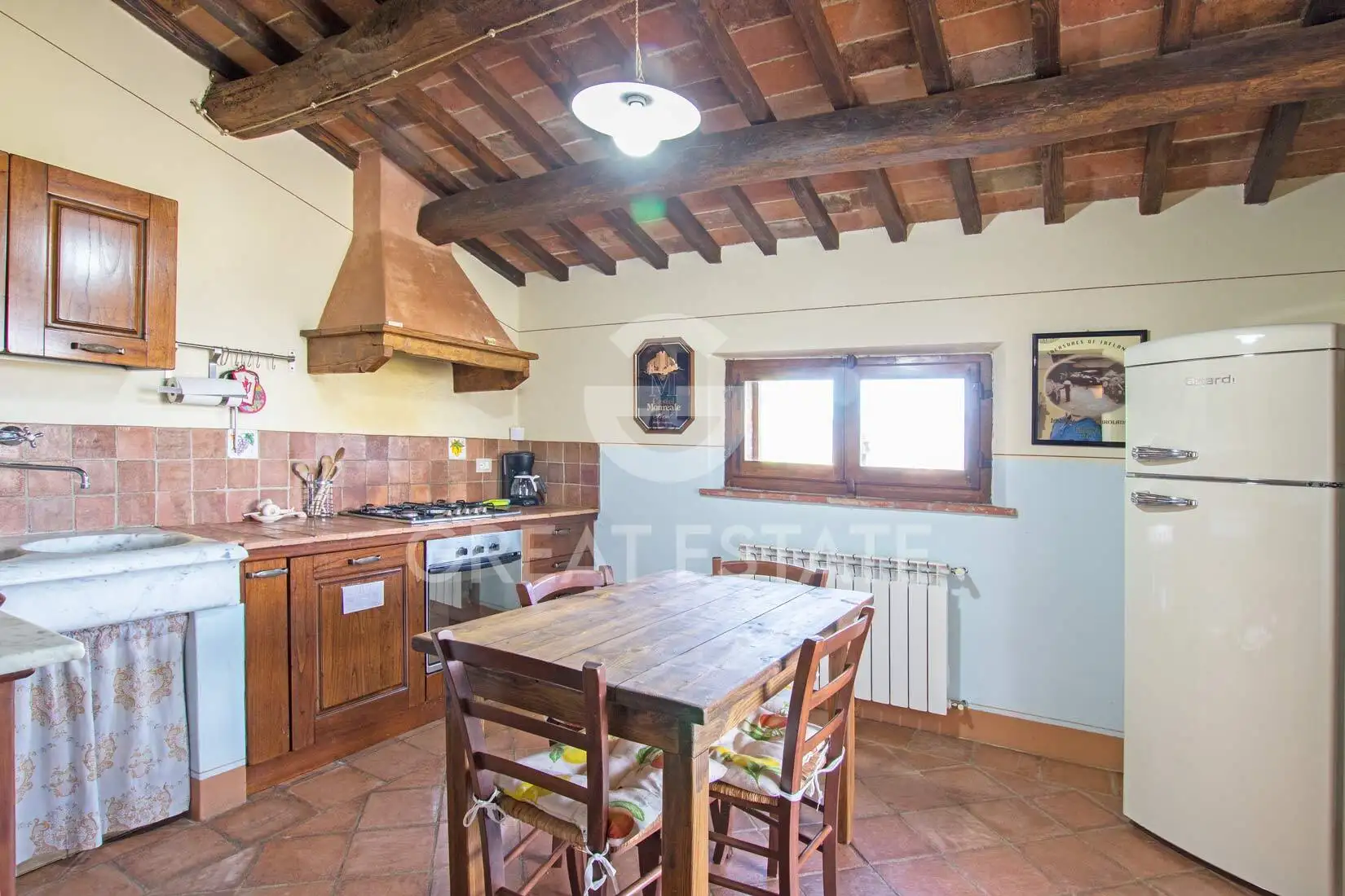 House 190m² in Italy, Arezzo. Priced at 530000€ rent photo-15