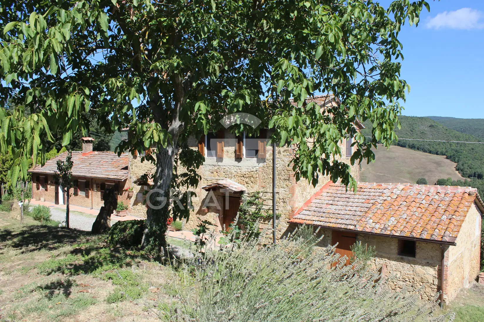 House 401m² in Italy, Siena. Priced at 500000€ rent photo-9