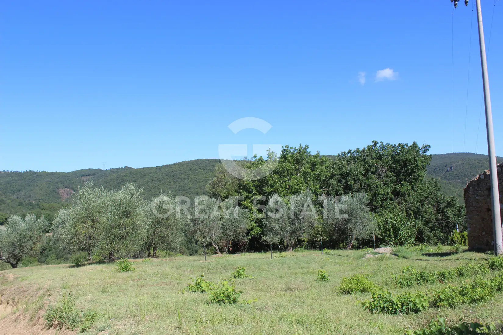 House 401m² in Italy, Siena. Priced at 500000€ rent photo-12
