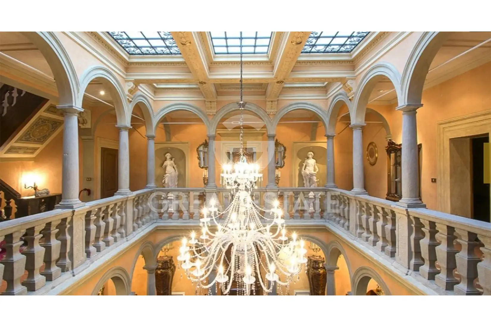 Villa 1045m² in Italy, Lucca. Priced at 3300000€ rent photo-12