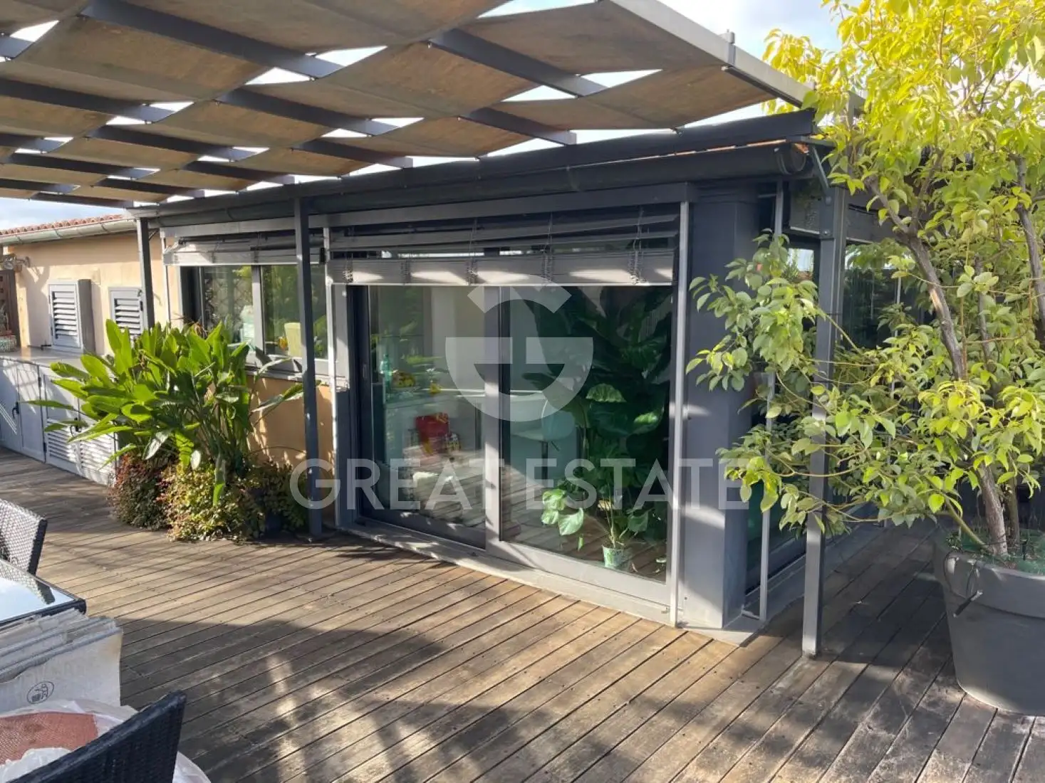 Flat 160m² in Italy, Trevignano-Romano. Priced at 800000€ rent photo-3