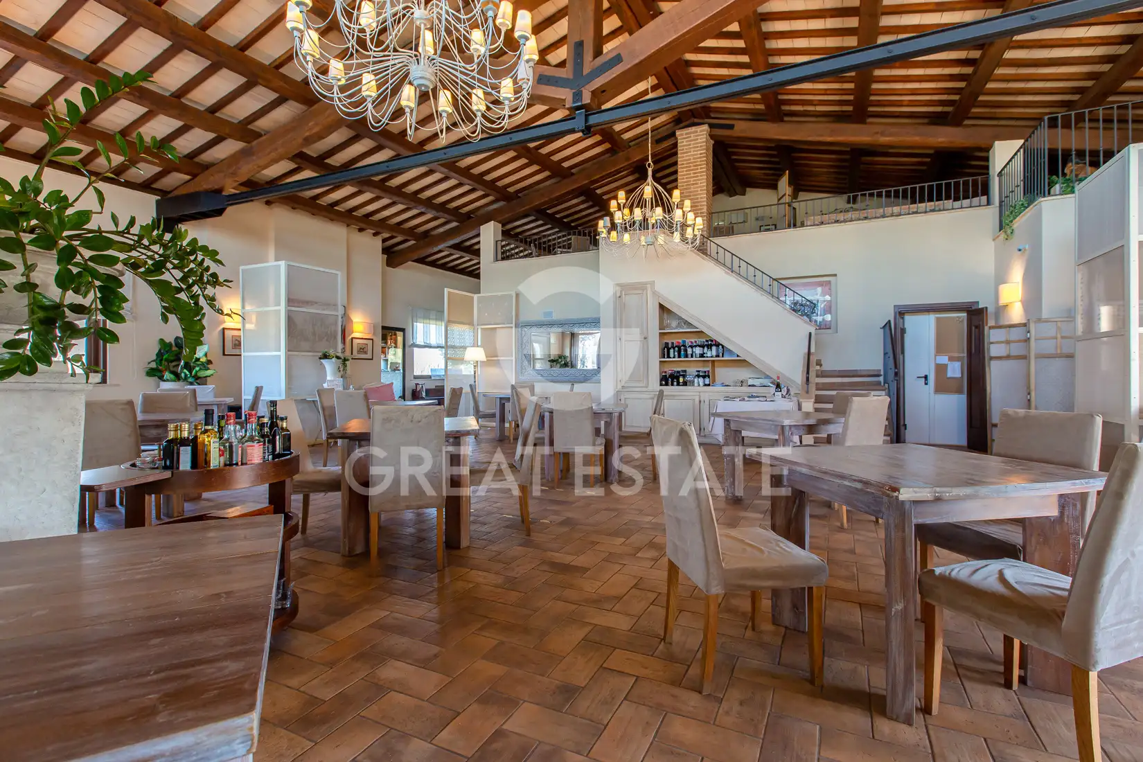 Hotels 3491m² in Italy, Perugia. Priced at 5000000€ rent photo-14