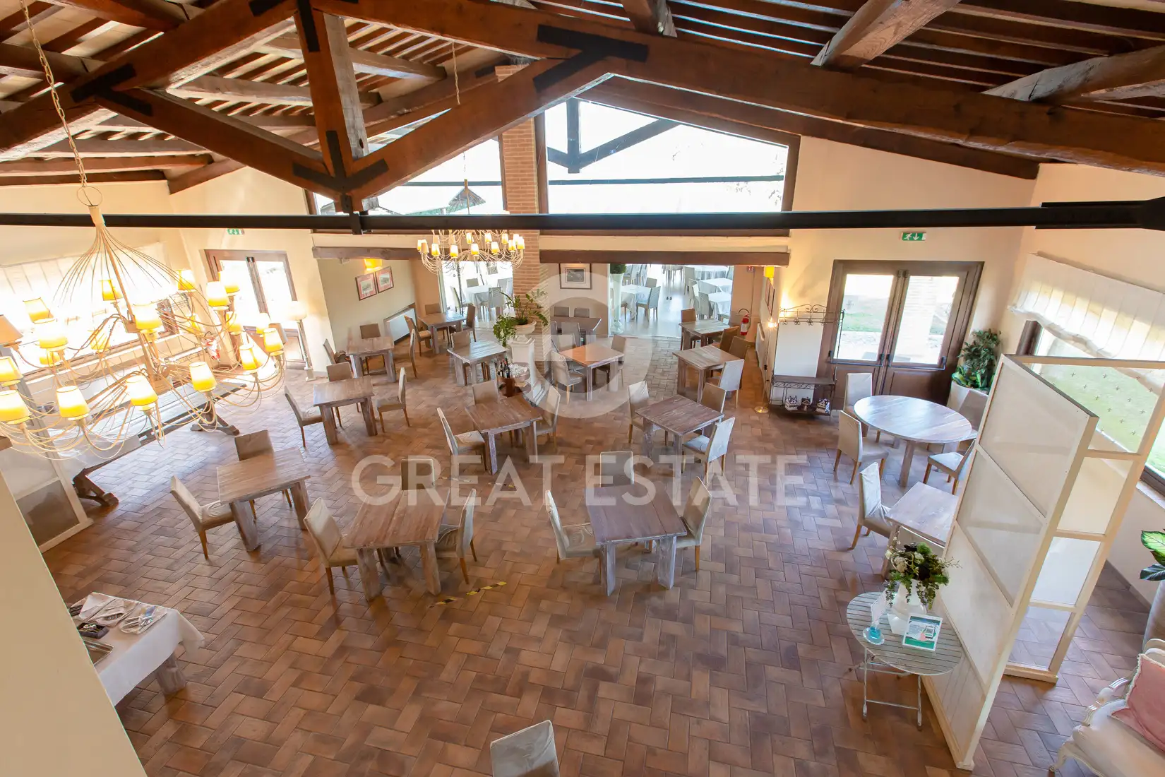 Hotels 3491m² in Italy, Perugia. Priced at 5000000€ rent photo-15