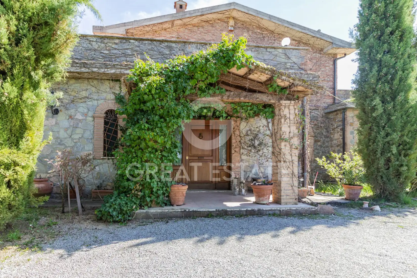 House 2450m² in Italy, Terney. Priced at 1950000€ rent photo-5