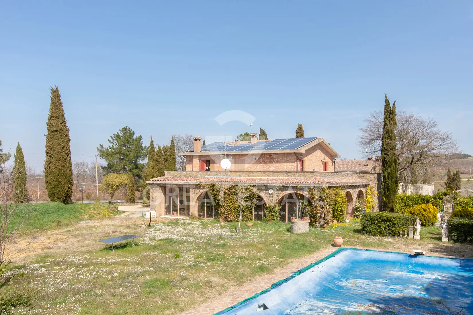 House 2450m² in Italy, Terney. Priced at 1950000€ rent photo-9