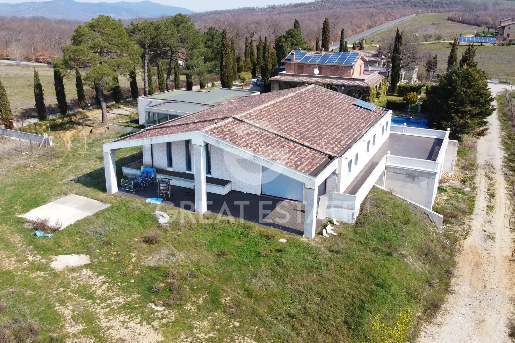 House 2450m² in Italy, Terney. Priced at 1950000€ rent photo-12