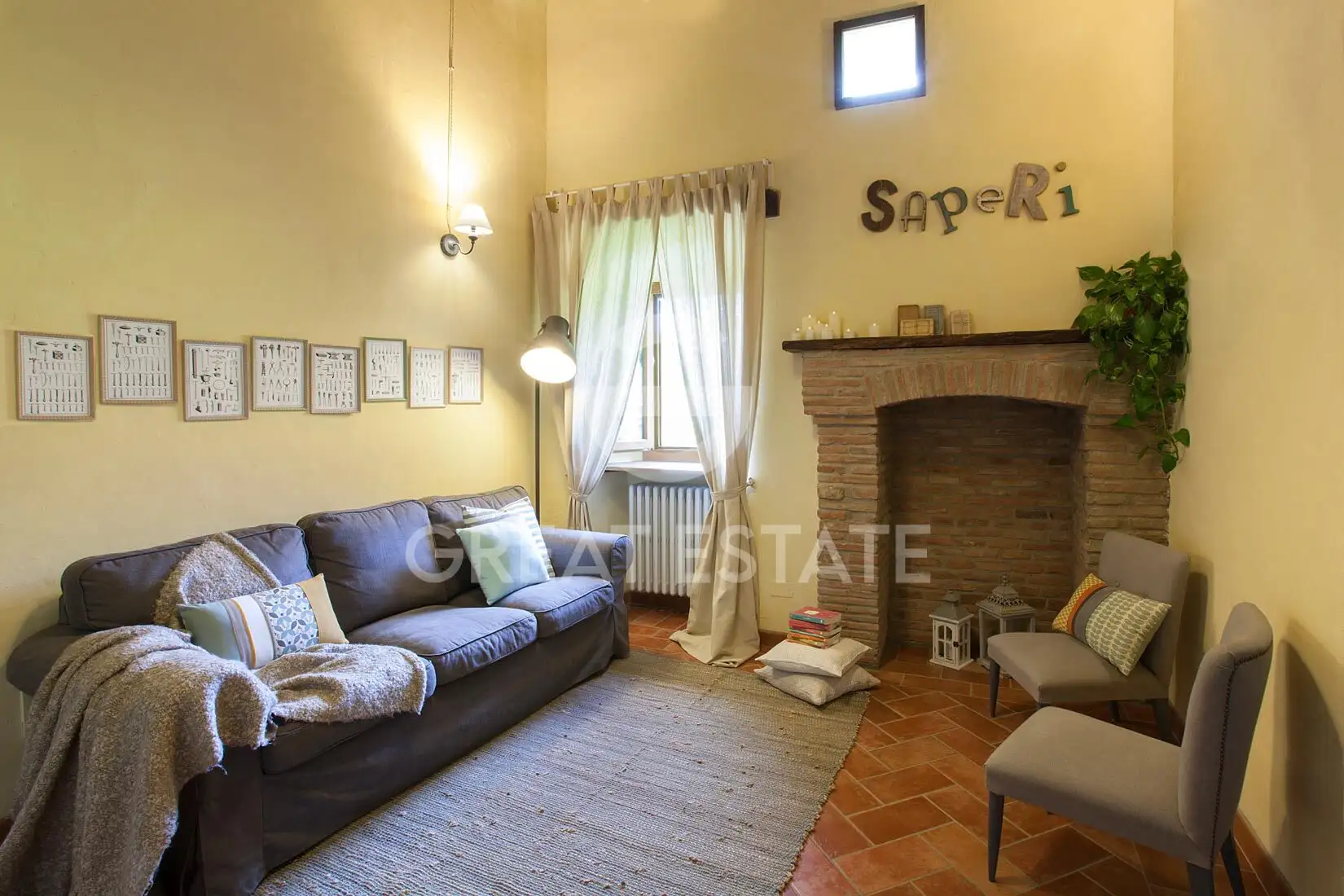 House 510m² in Italy, Arezzo. Priced at 2700000€ rent photo-13