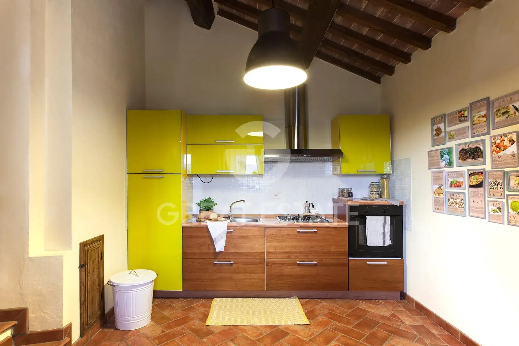 House 510m² in Italy, Arezzo. Priced at 2700000€ rent photo-15
