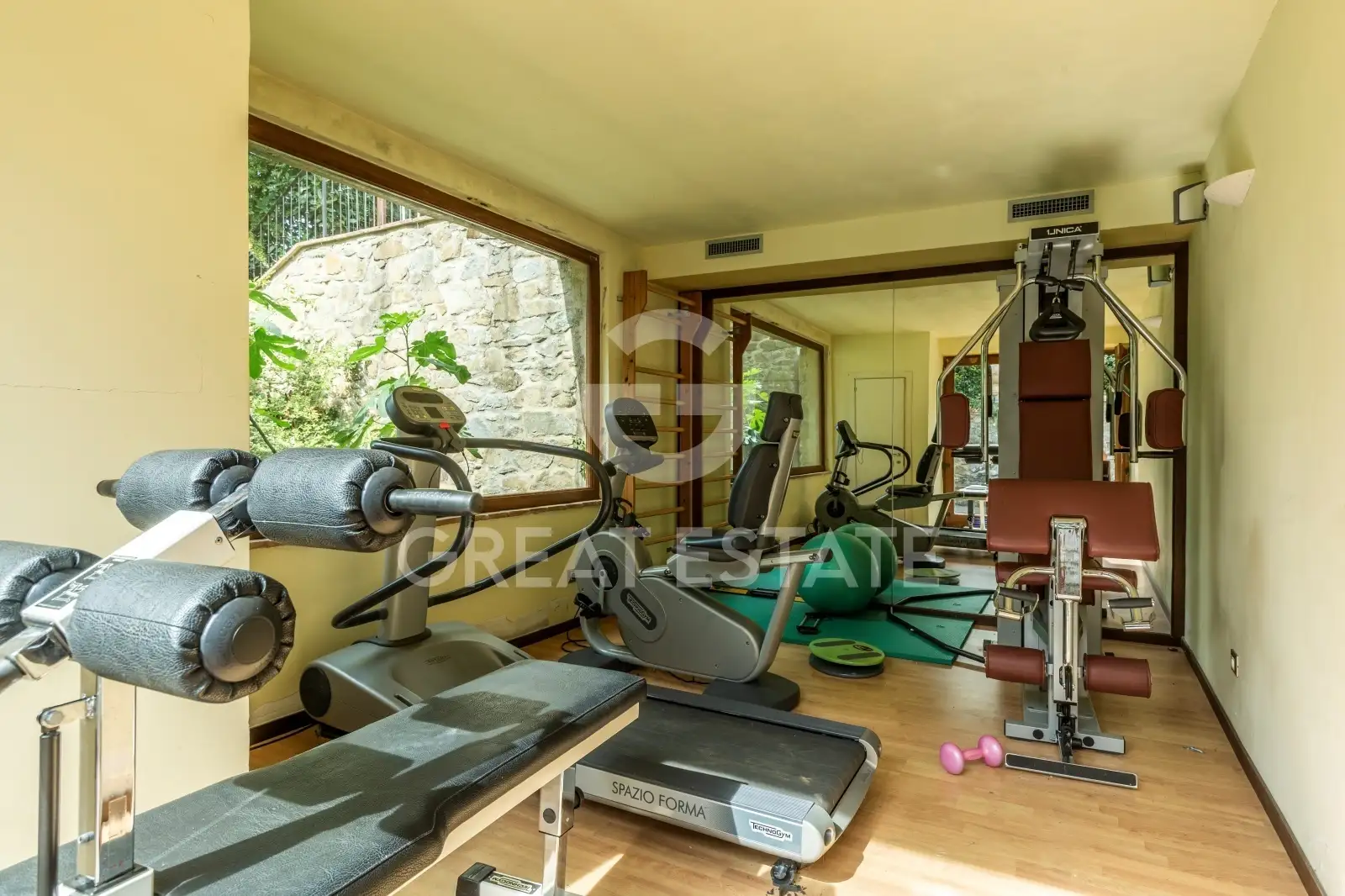 House 2389m² in Italy, Perugia. Priced at 1950000€ rent photo-11
