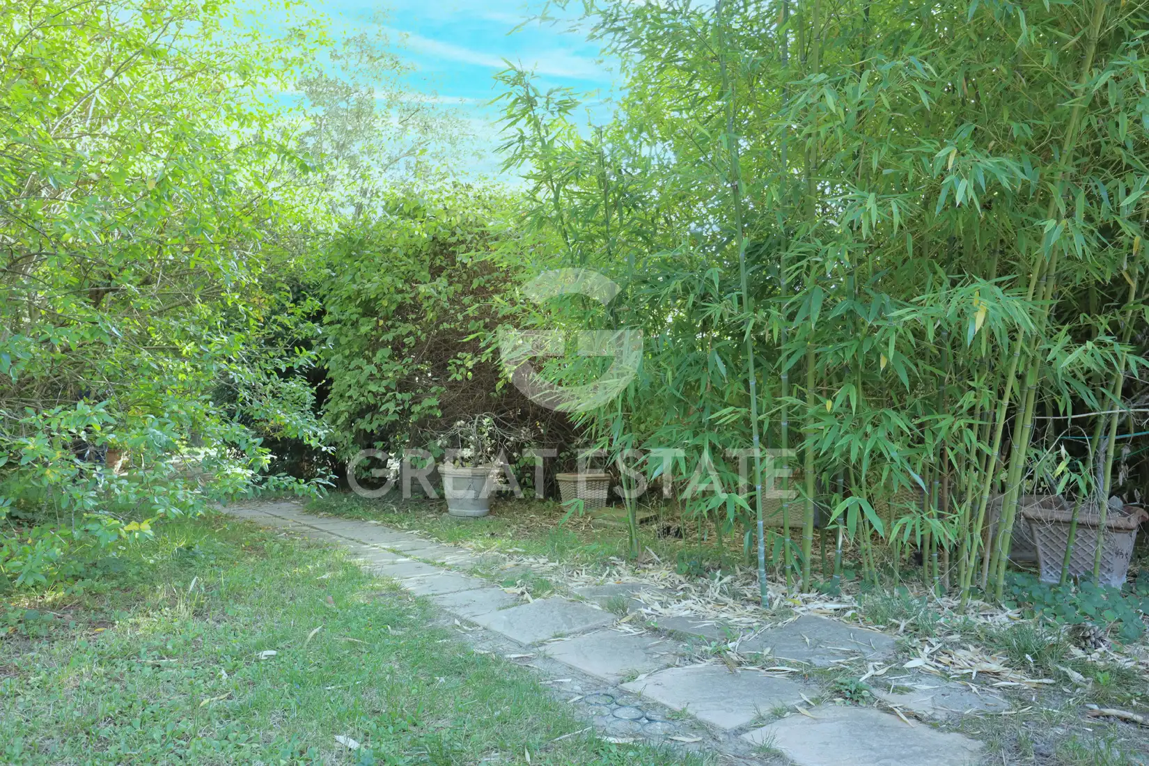 House 654m² in Italy, Perugia. Priced at 995000€ rent photo-7