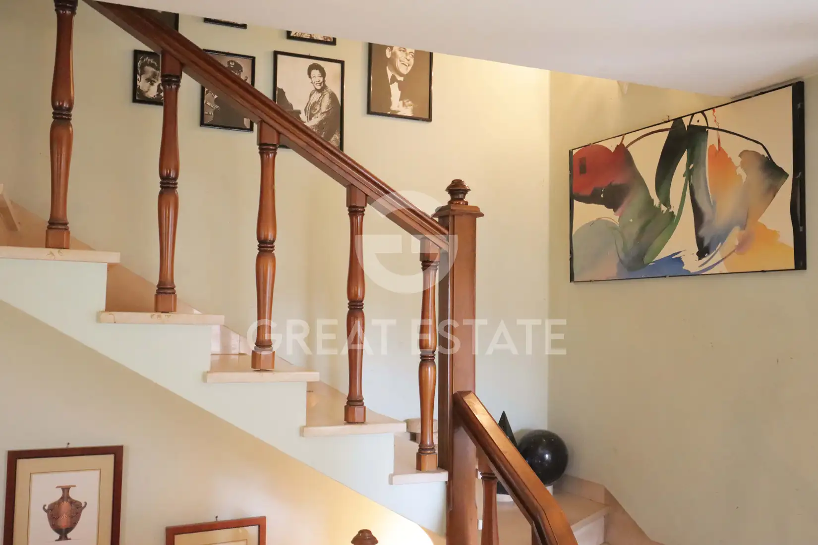 House 345m² in Italy, Arezzo. Priced at 540000€ rent photo-15