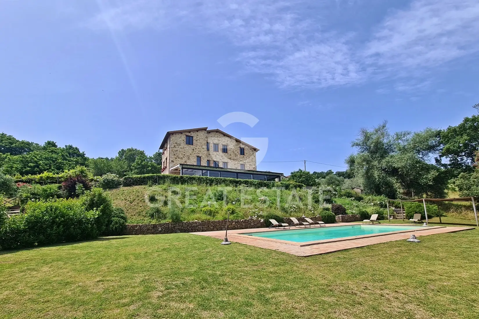 House 815m² in Italy, Terney. Priced at 945000€ rent photo-9