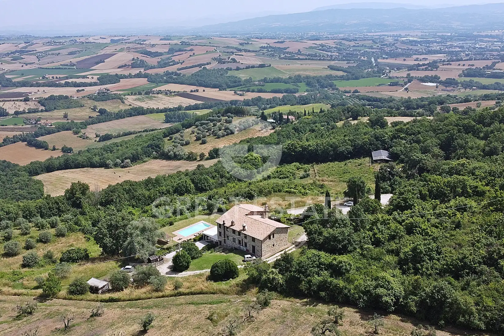 House 815m² in Italy, Terney. Priced at 945000€ rent photo-5
