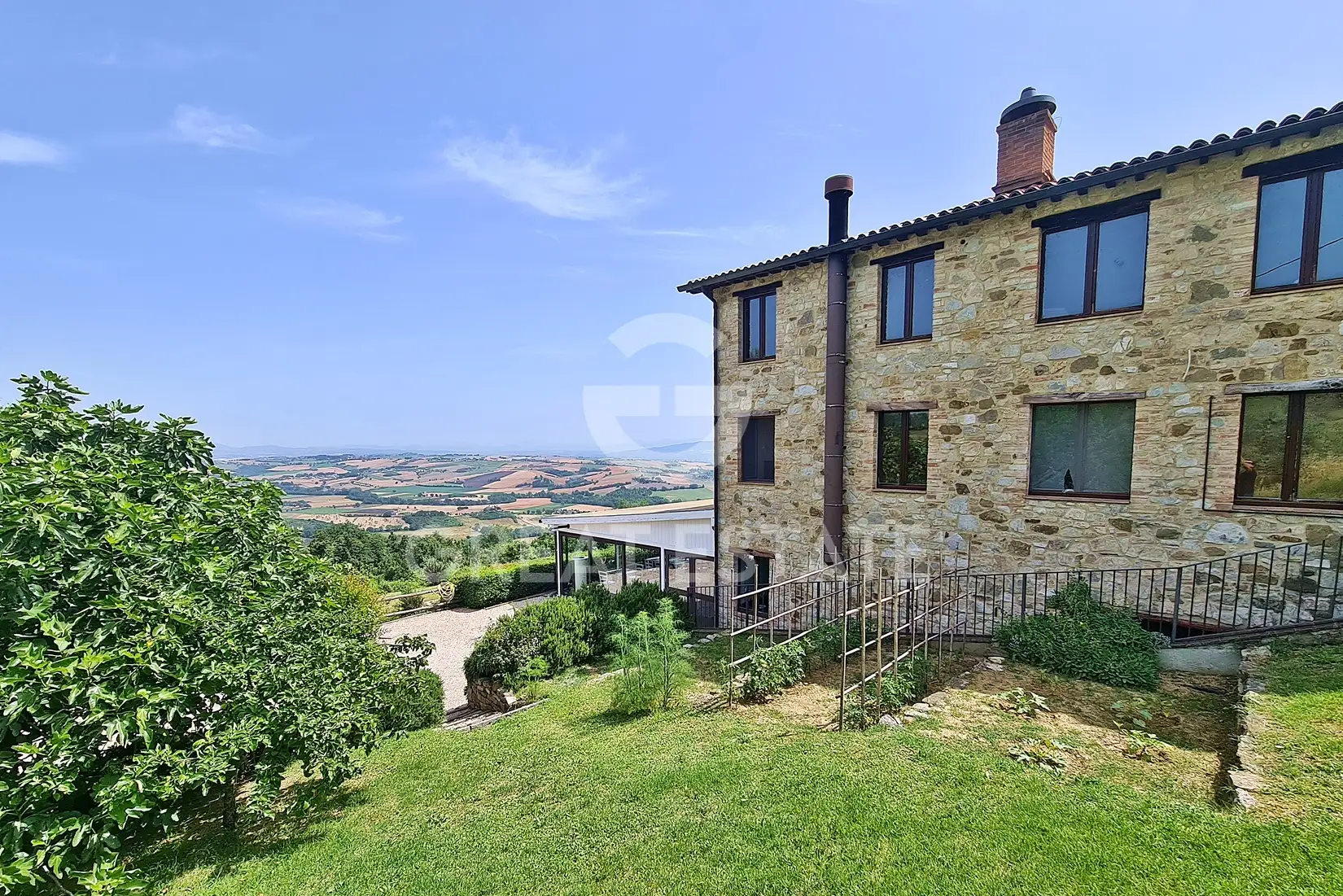 House 815m² in Italy, Terney. Priced at 945000€ rent photo-10
