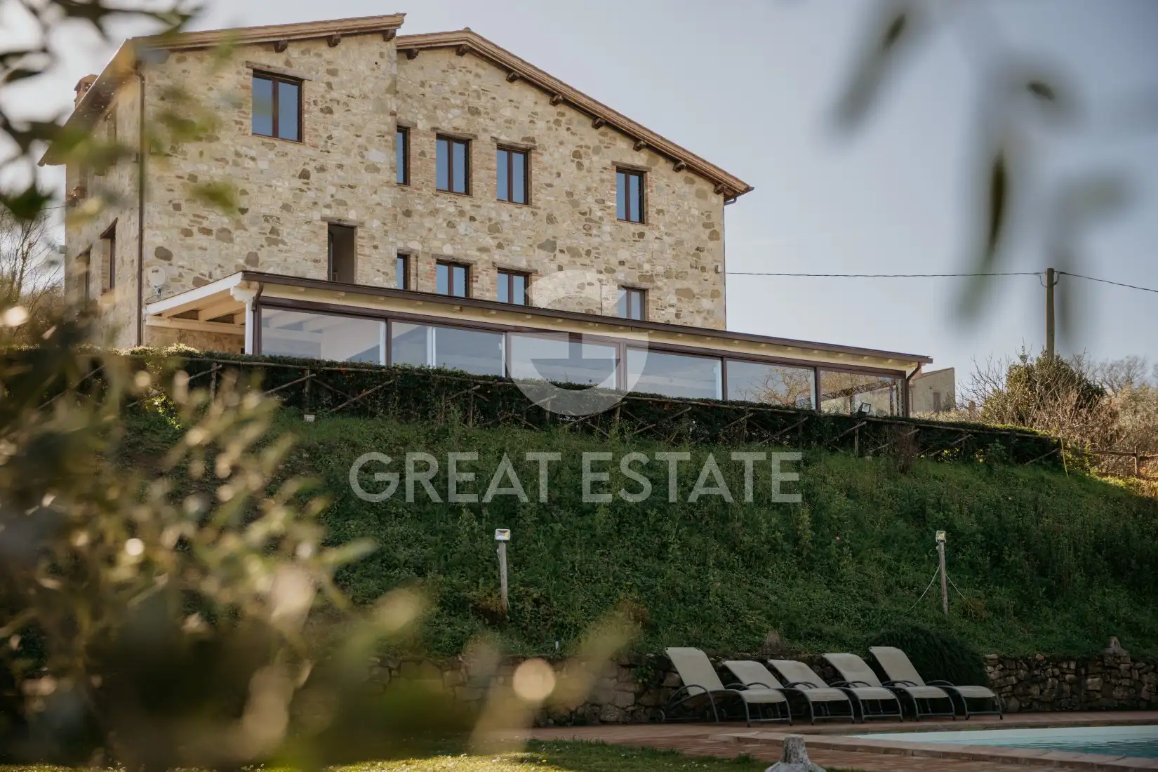 House 815m² in Italy, Terney. Priced at 945000€ rent photo-12