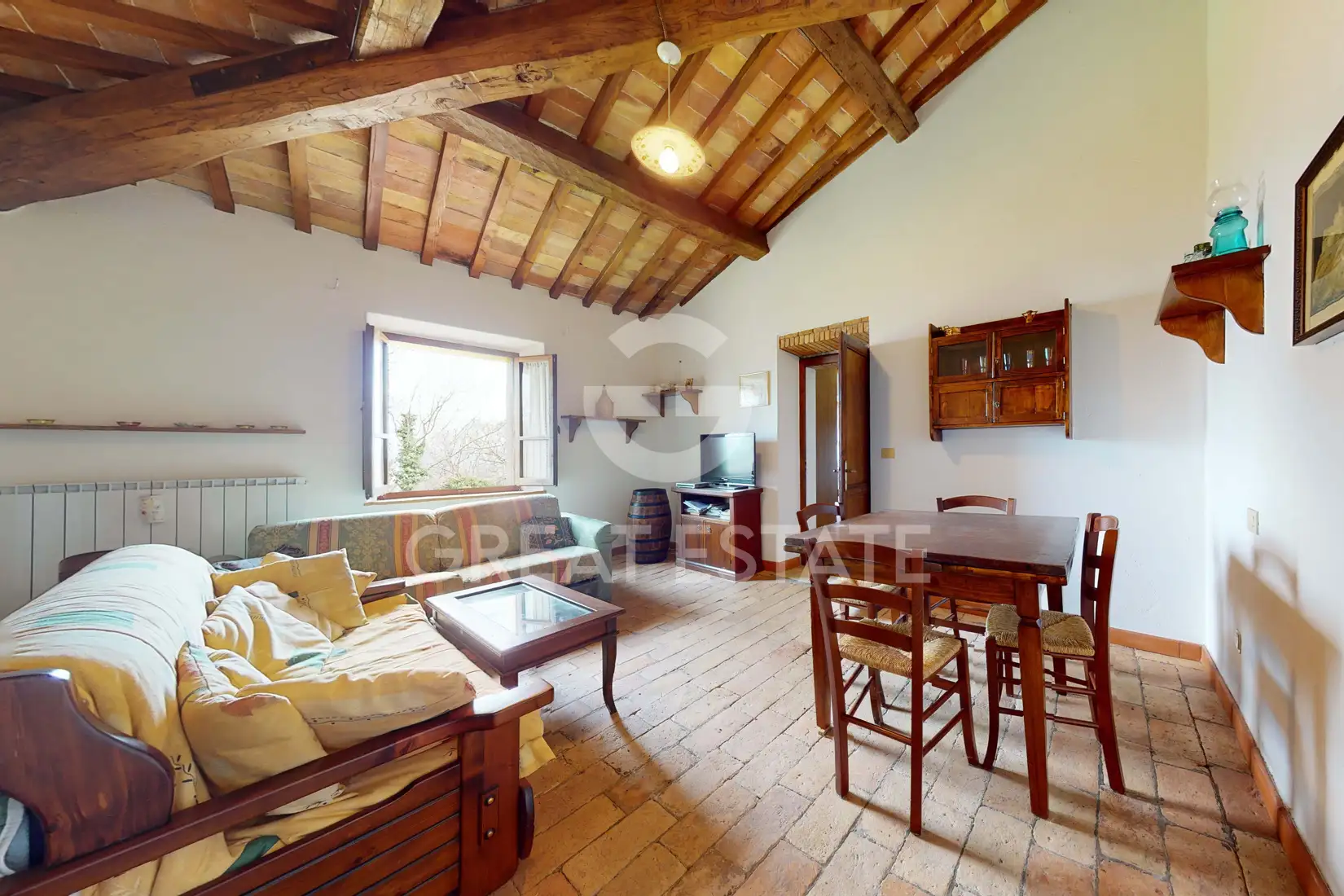 House 366m² in Italy, Siena. Priced at 490000€ rent photo-15