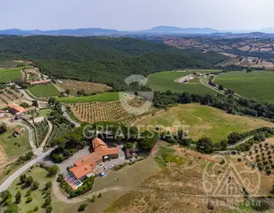 Buy in Italy for 745000€