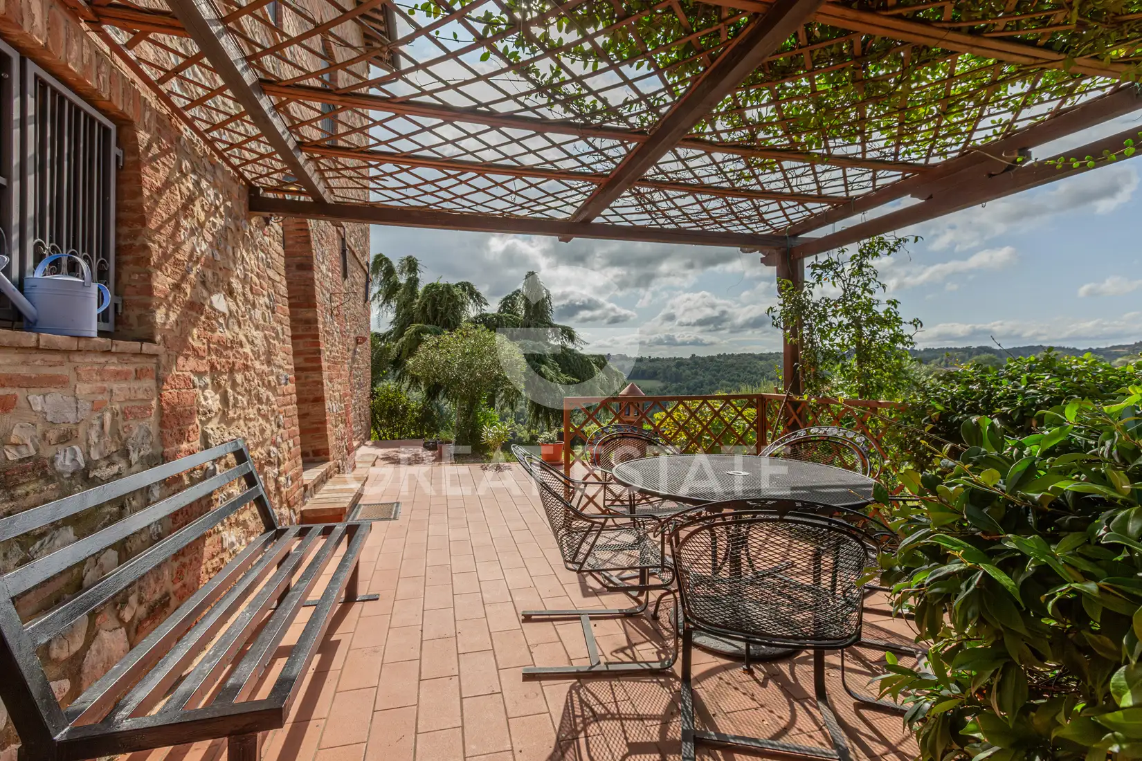 House 758m² in Italy, Perugia. Priced at 2590000€ rent photo-9