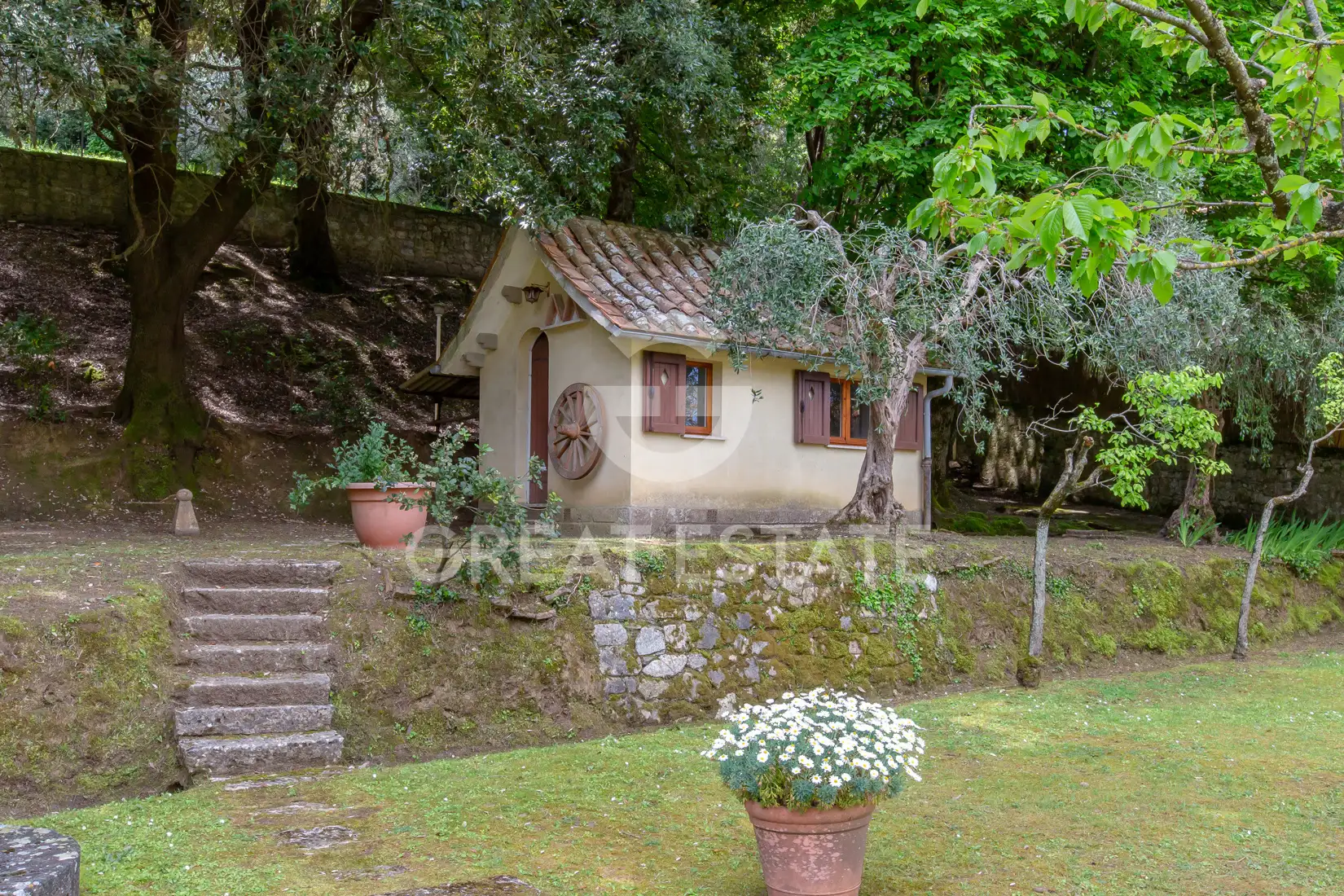 Villa 410m² in Italy, Siena. Priced at 1800000€ rent photo-14