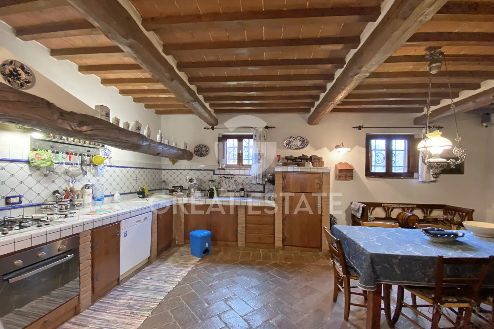 House 376m² in Italy, Perugia. Priced at 650000€ rent photo-10
