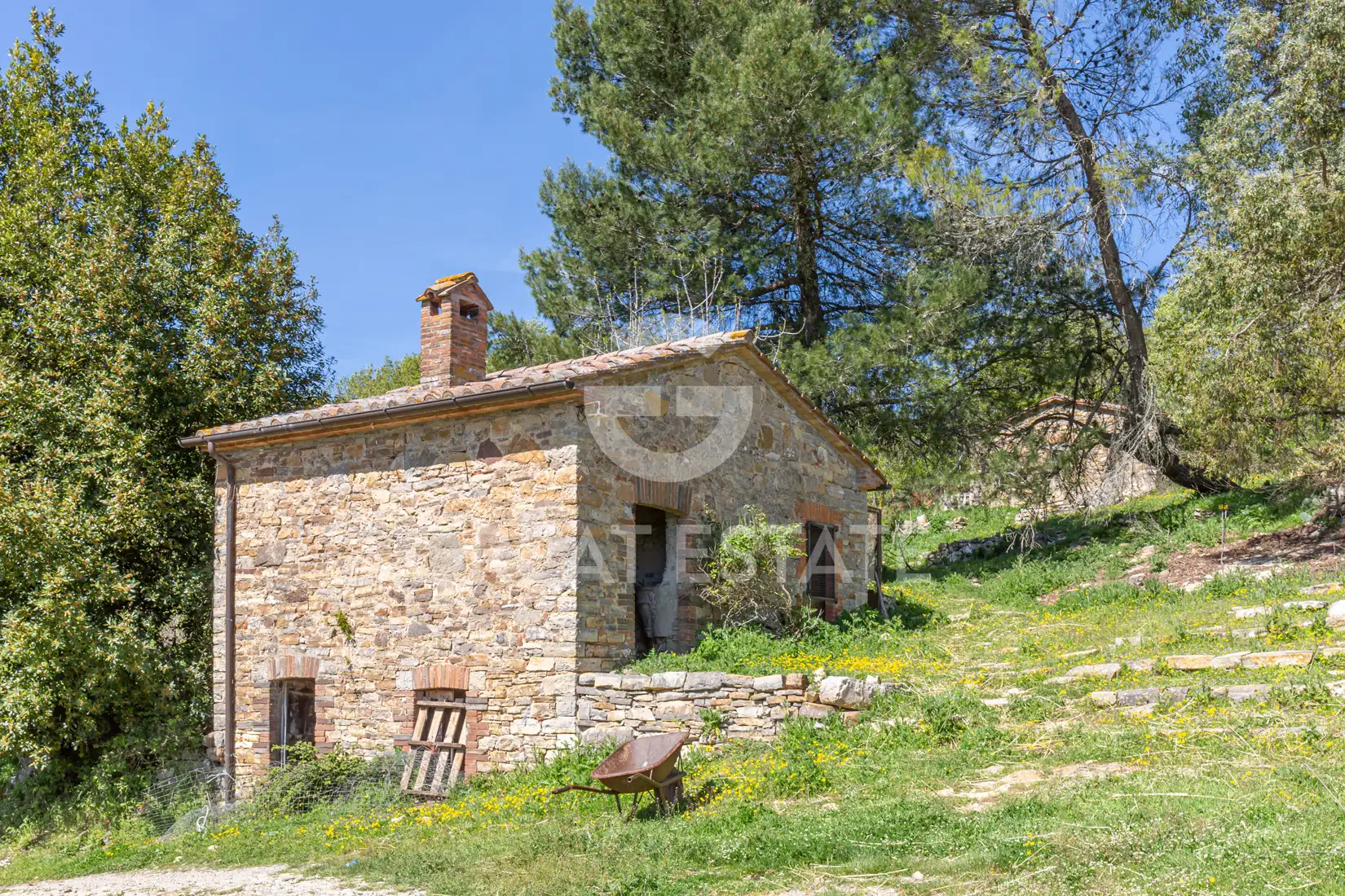 House 966m² in Italy, Terney. Priced at 890000€ rent photo-15