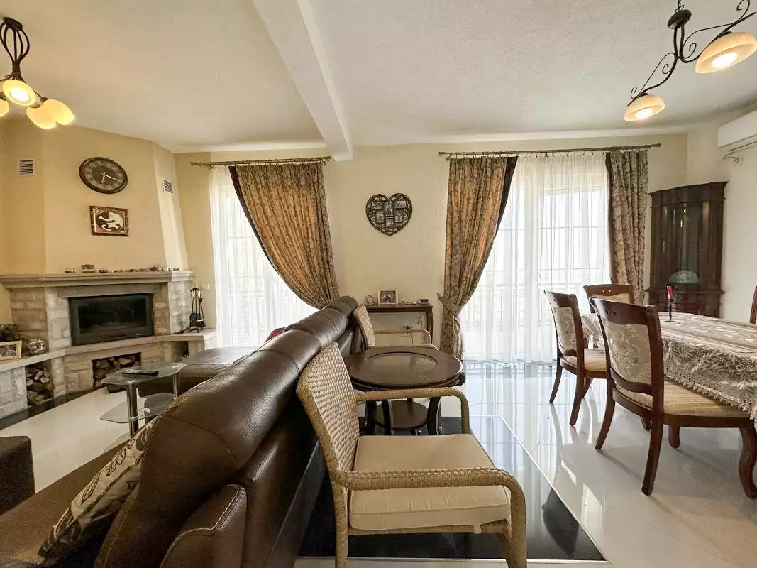 House 220m² in Montenegro, Bar. Priced at 250000€ rent photo-5