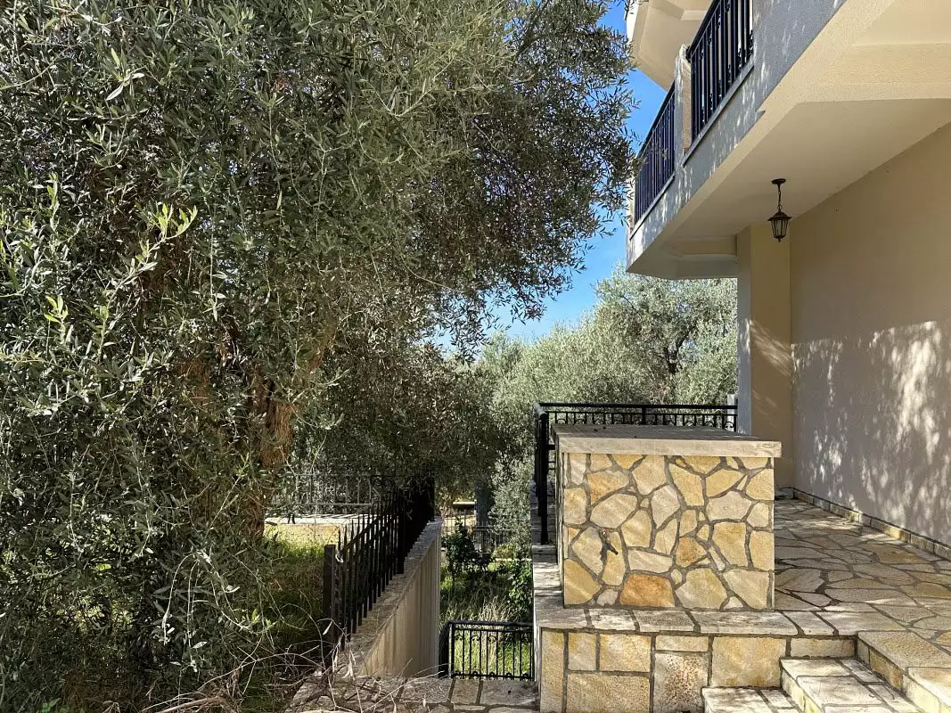 House 220m² in Montenegro, Bar. Priced at 250000€ rent photo-20