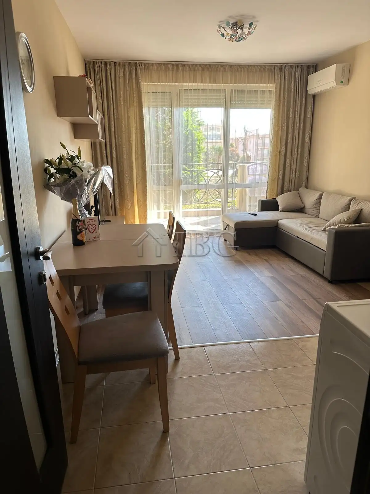 Flat 77m² in Bulgaria, Ravda. Priced at 95000€ rent photo-9