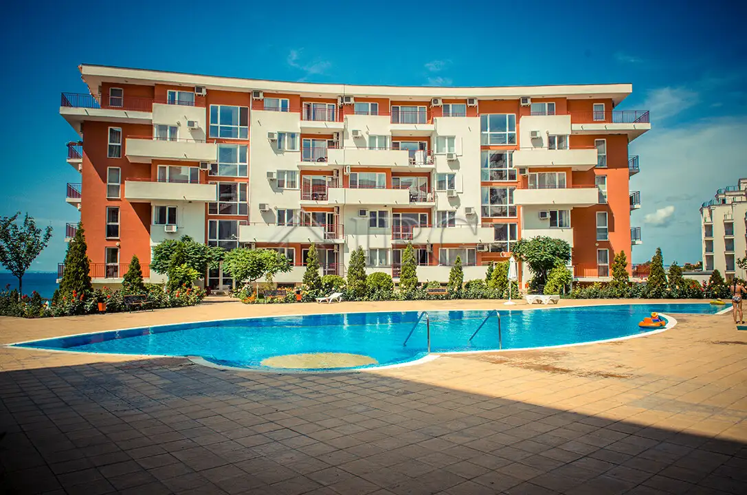 Flat 74m² in Bulgaria, Sveti Vlas. Priced at 98000€ rent photo-17
