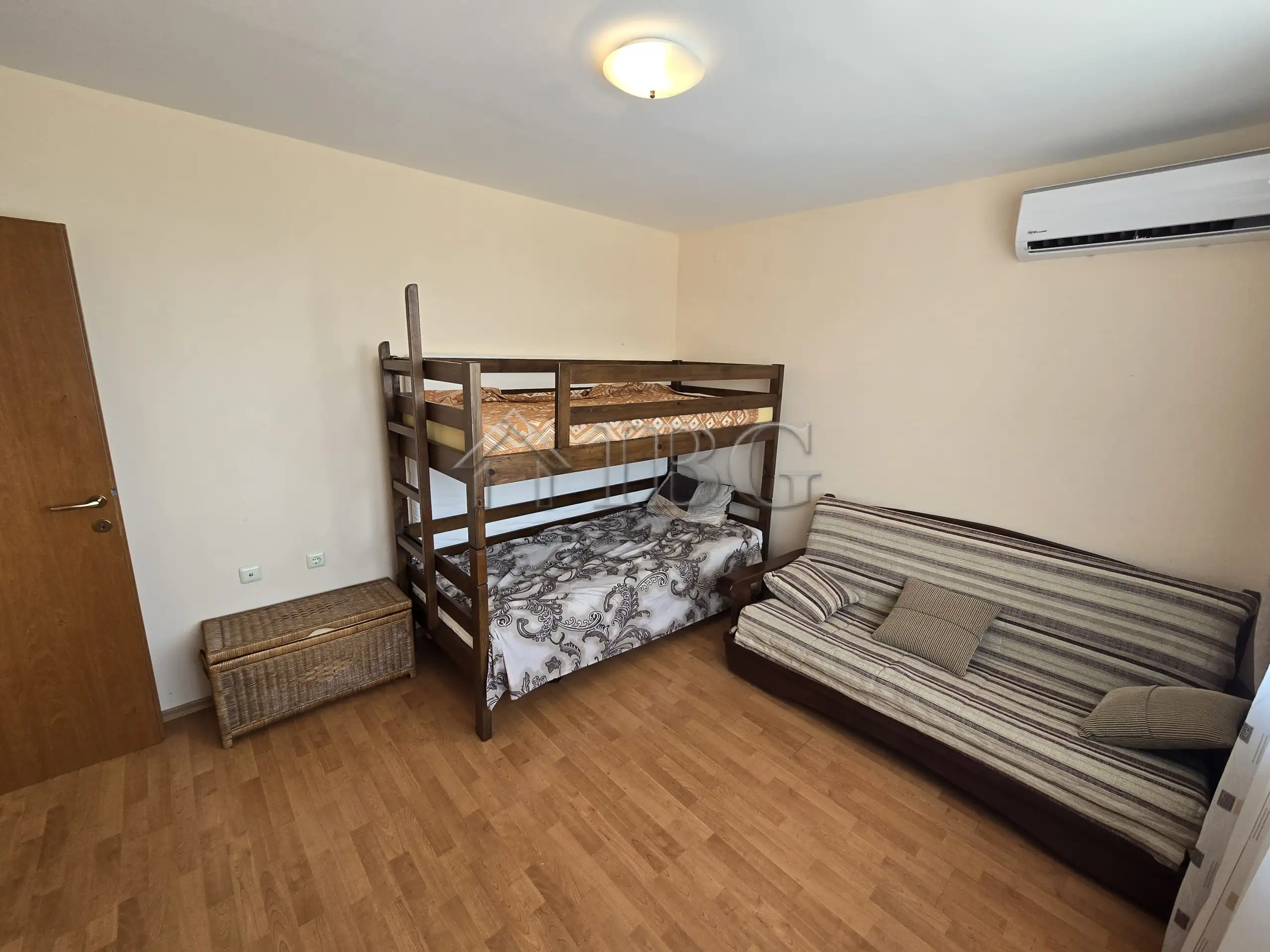 Flat 50m² in Bulgaria, Sunny Beach. Priced at 65000€ rent photo-12