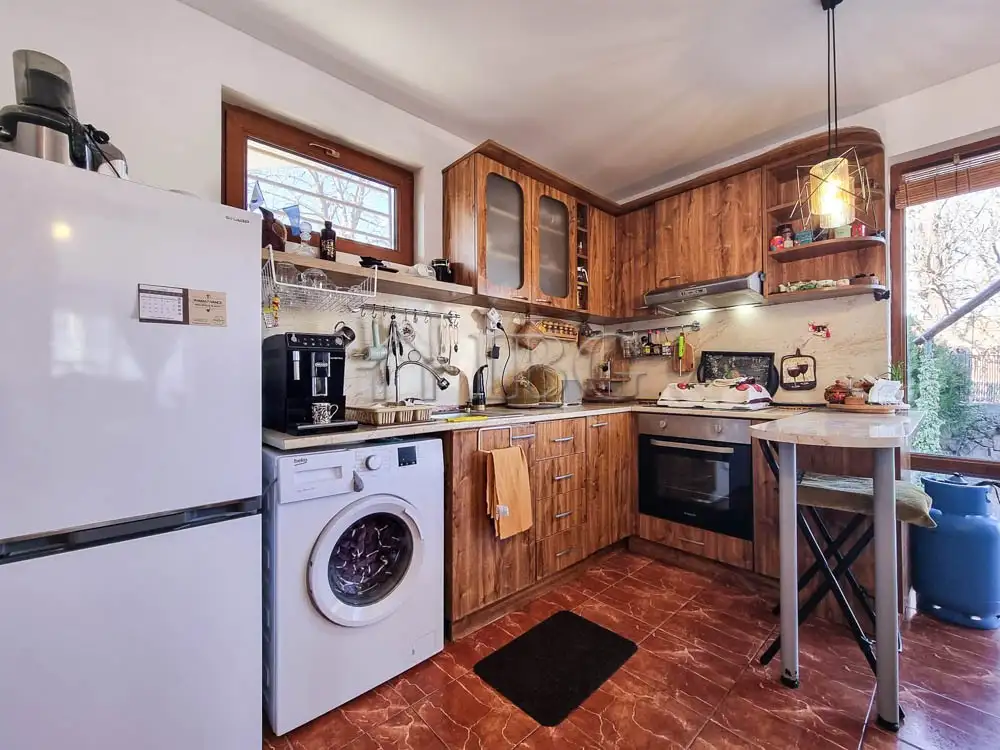 House 102m² in Bulgaria, Bata. Priced at 197000€ rent photo-8