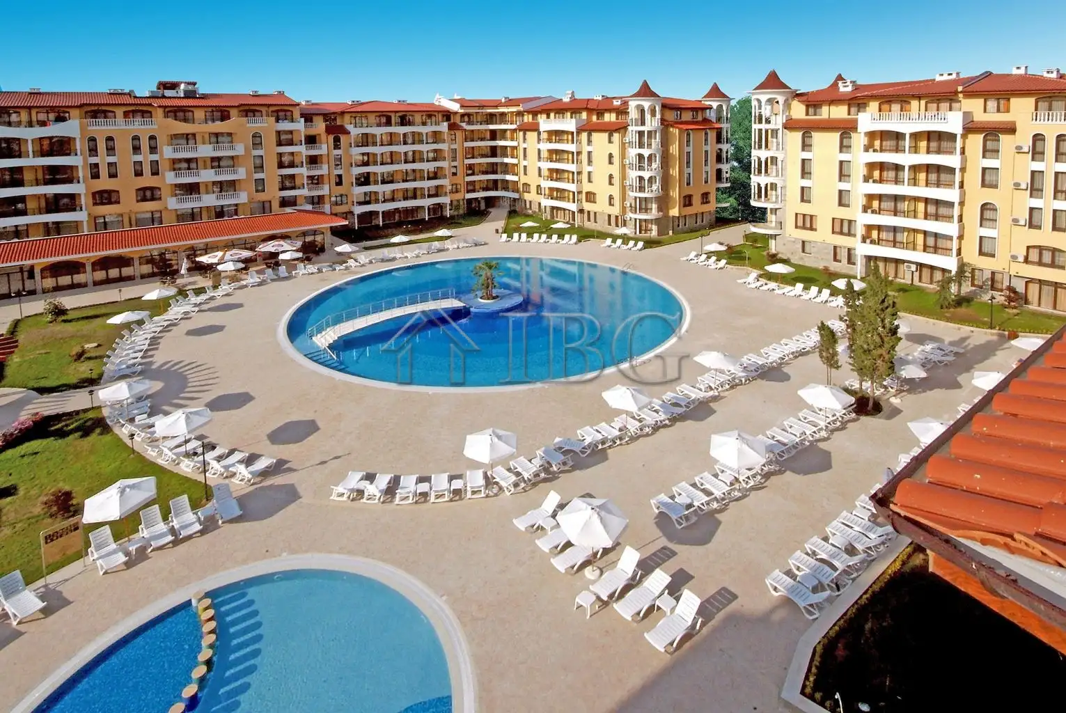 Flat 67m² in Bulgaria, Sunny Beach. Priced at 72500€ rent photo-1