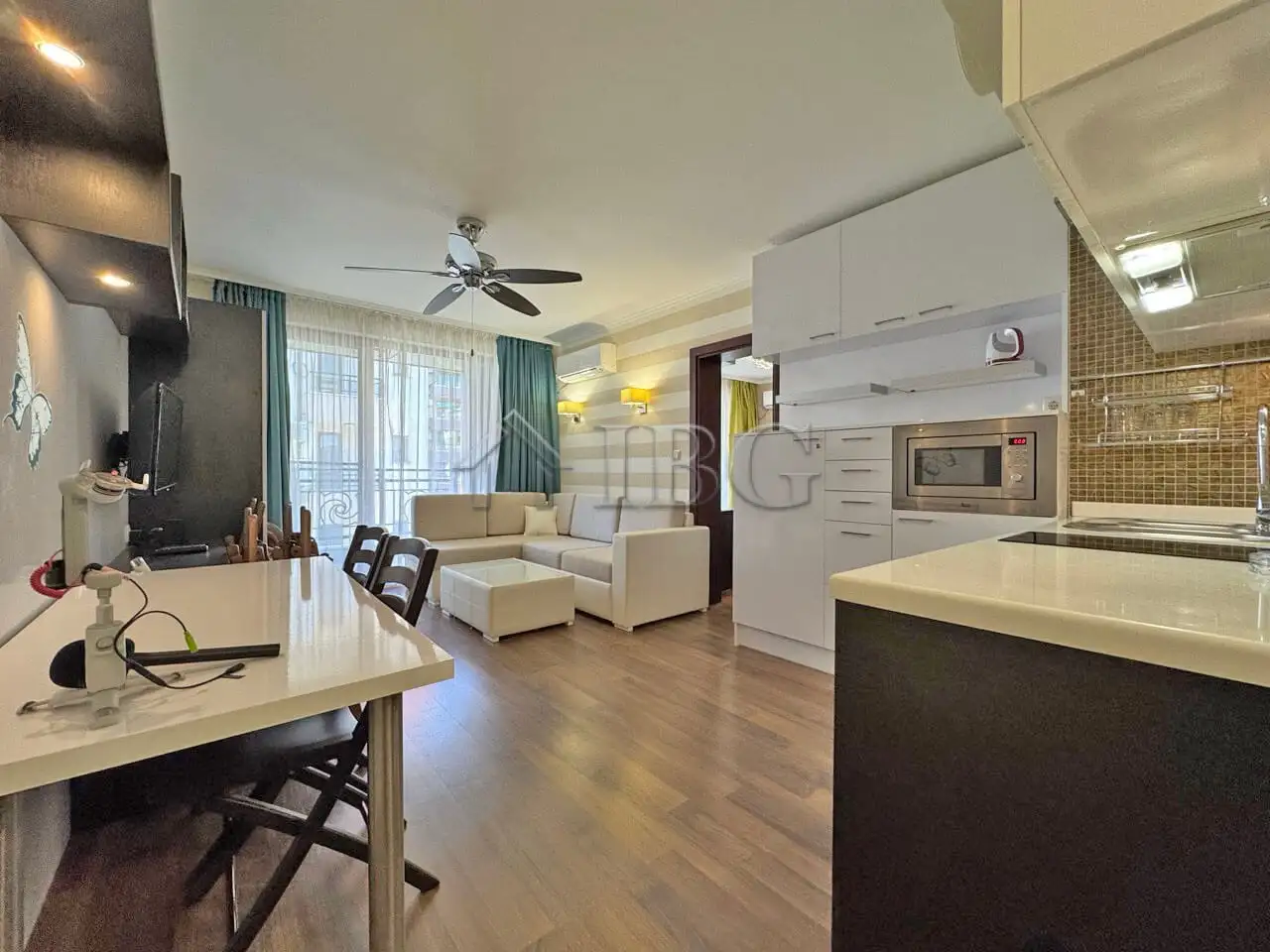 Flat 60m² in Bulgaria, Pomorie. Priced at 115000€ rent photo-2