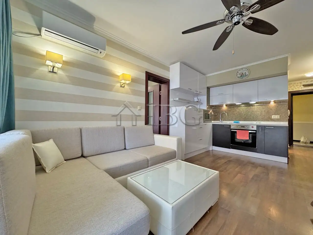 Flat 60m² in Bulgaria, Pomorie. Priced at 115000€ rent photo-5