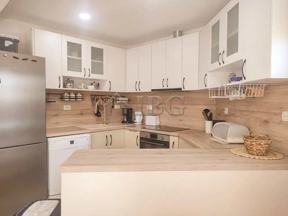 House 100m² in Bulgaria, Albena. Priced at 148000€ rent photo-5