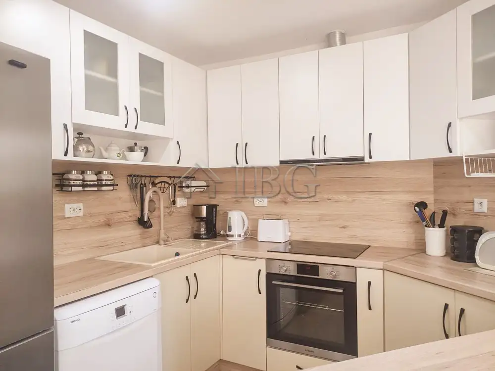 House 100m² in Bulgaria, Albena. Priced at 148000€ rent photo-12