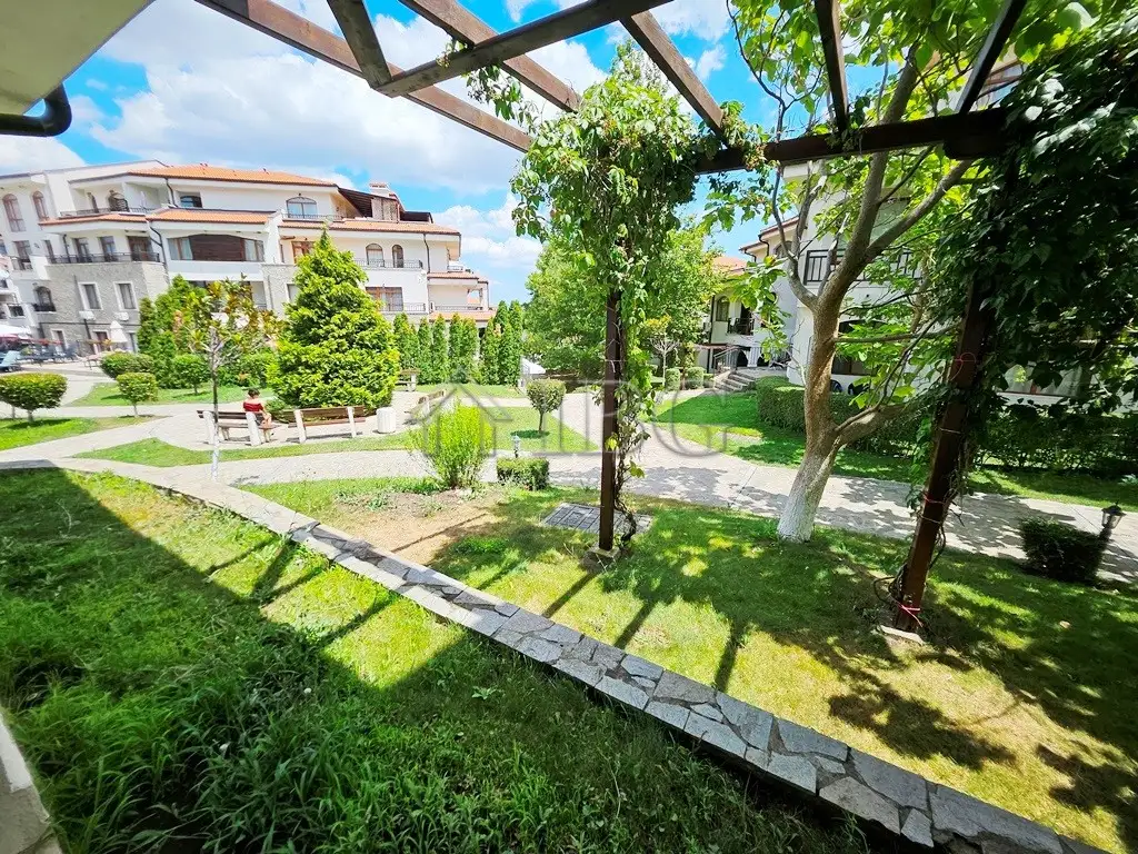Flat 82m² in Bulgaria, Aheloy. Priced at 59900€ rent photo-2