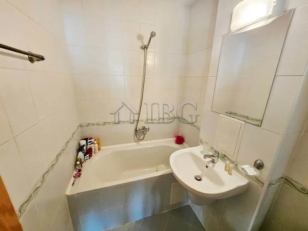 Flat 82m² in Bulgaria, Aheloy. Priced at 59900€ rent photo-19