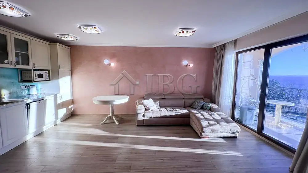 Flat 114m² in Bulgaria, Nessebar. Priced at 250000€ rent photo-5