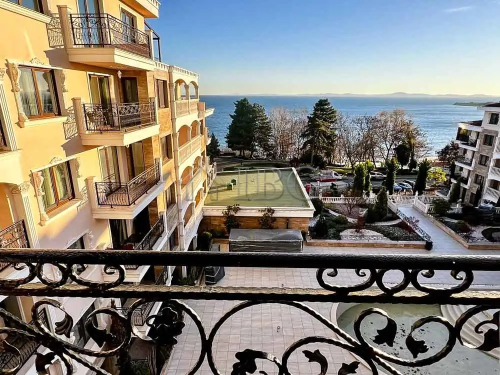 Flat 114m² in Bulgaria, Nessebar. Priced at 250000€ rent photo-15