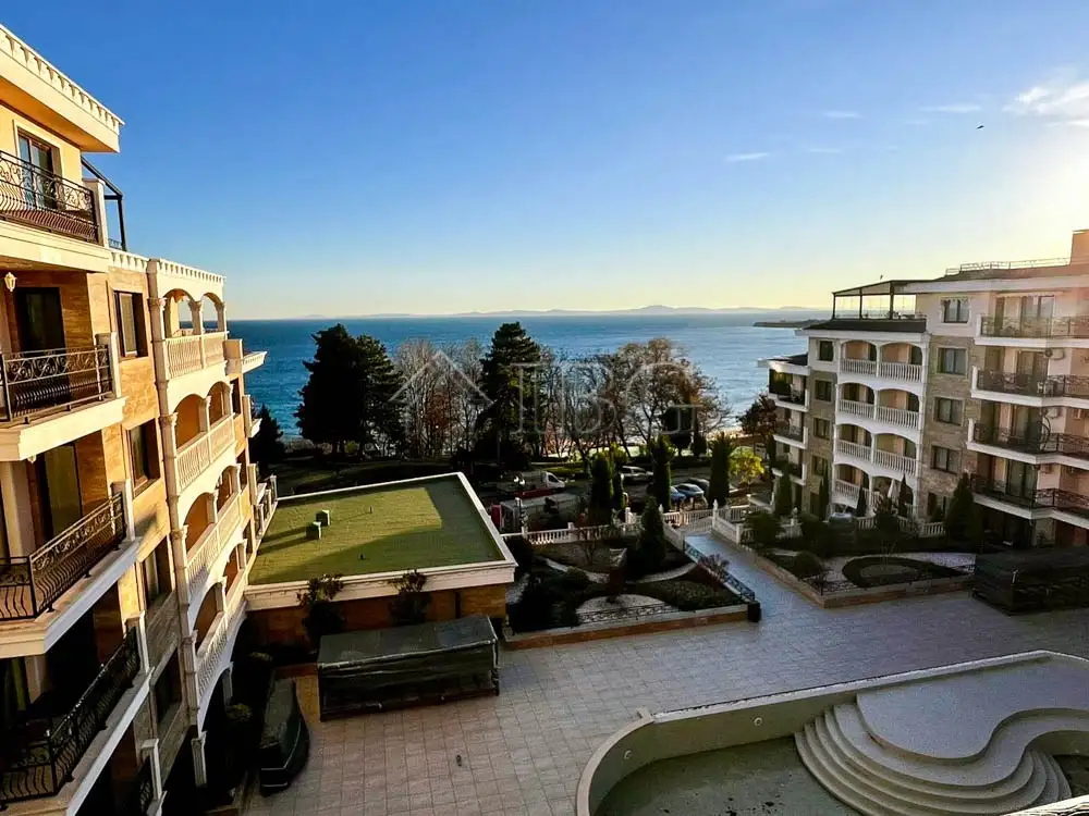 Flat 114m² in Bulgaria, Nessebar. Priced at 250000€ rent photo-16