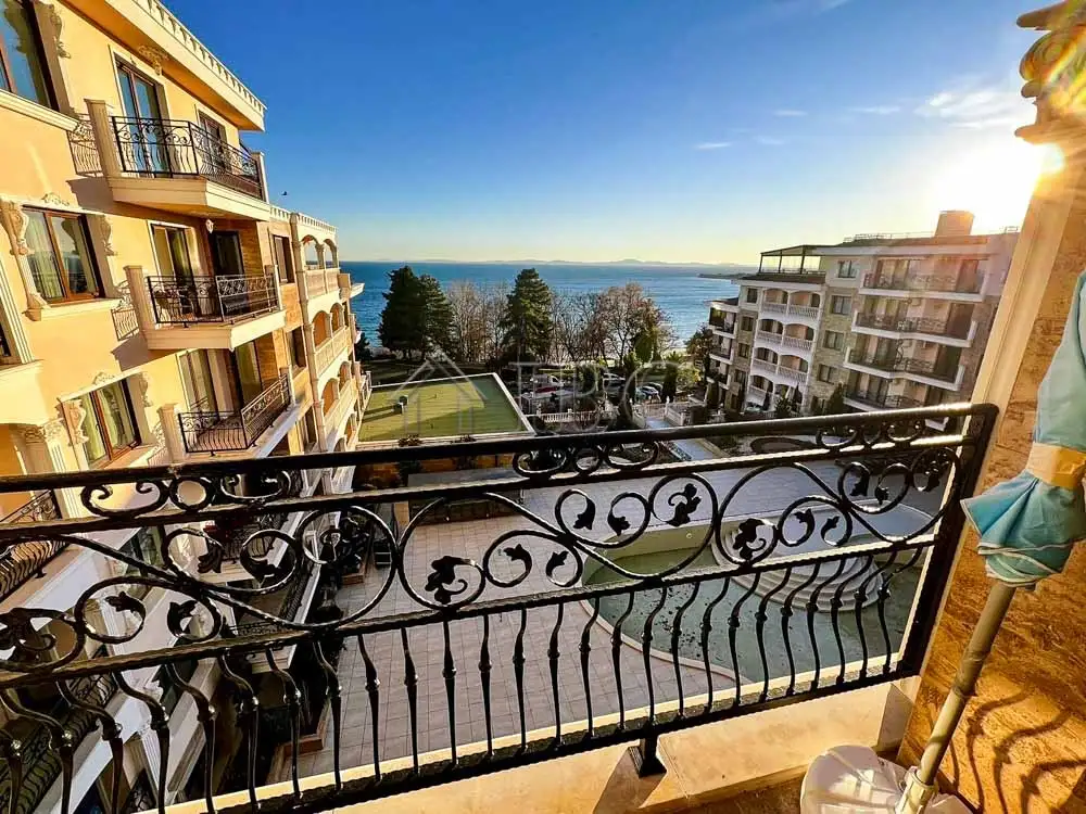 Flat 114m² in Bulgaria, Nessebar. Priced at 250000€ rent photo-18