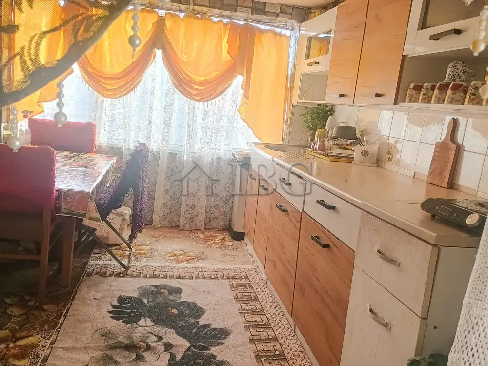 House 160m² in Bulgaria, Provadia. Priced at 31000€ rent photo-4