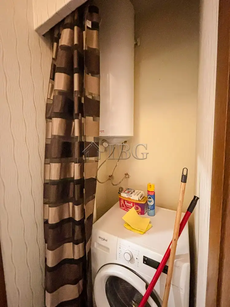 Flat 65m² in Bulgaria, Ruse. Priced at 350€ rent photo-4